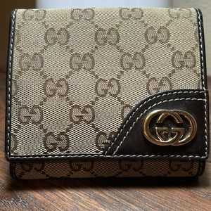 Gucci Beige and Brown Wallet with Gold Logo